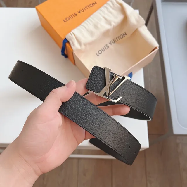 Louis Vuitton Interlocking LV Buckle Black Pebbled Leather Belt 6