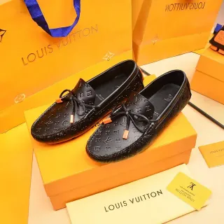 Louis Vuitton लोफर काला ऑरेंज मोनोग्राम-एम्बॉस्ड चमड़ा बांधा हुआ पतंग डिटेल लोफर