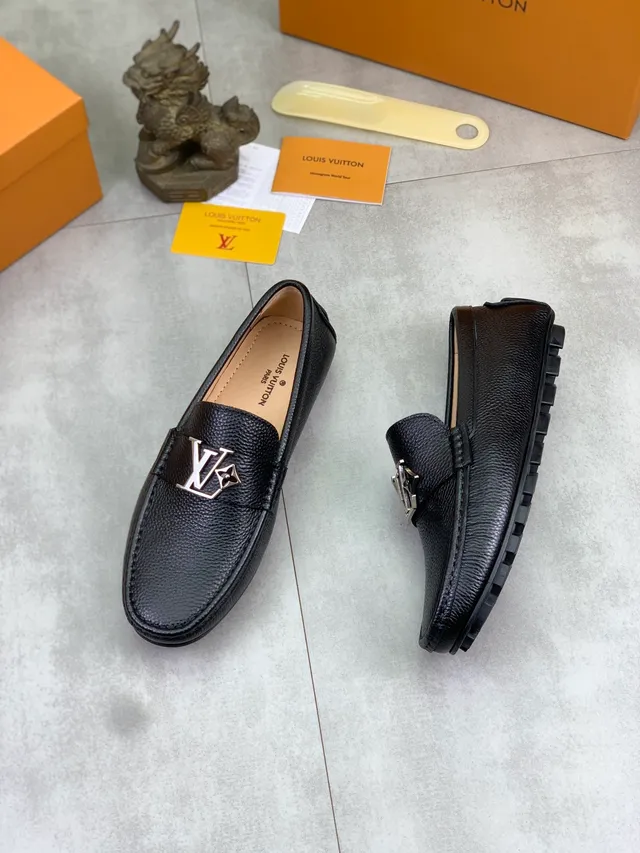 Louis Vuitton موسين أسود فضي جلد مموج معدن LV Monogram Buckle موسين 5