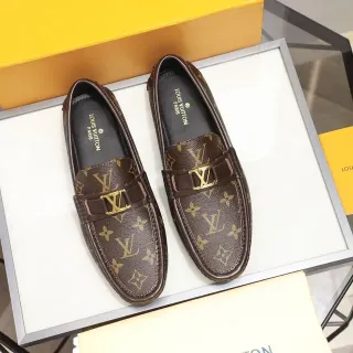 Louis Vuitton भूरा सोना मोनोग्राम कैनवास LV बकल लूफर