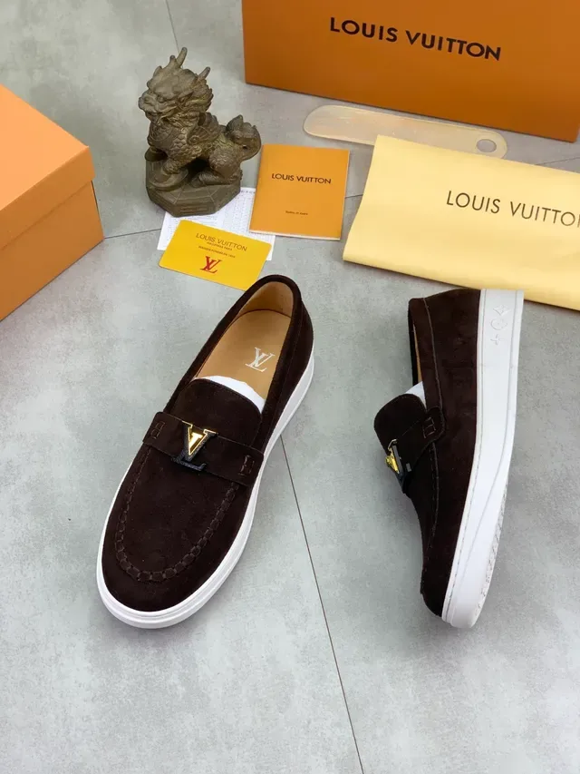 Louis Vuitton Loafer Brown White Suede Upper Moc-Toe Stitching Loafer 5