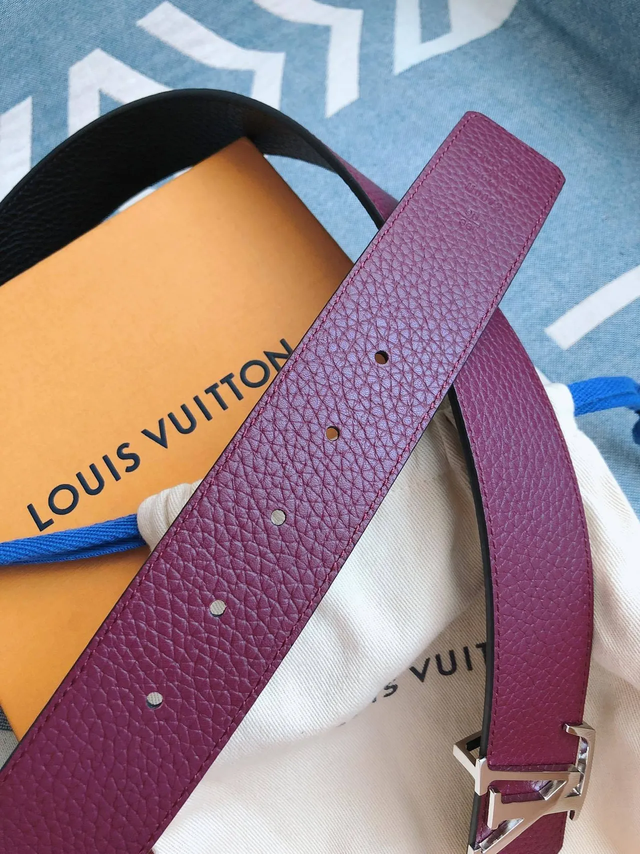 Louis Vuitton LV Belt Burgundy Pebbled Leather Belt 4