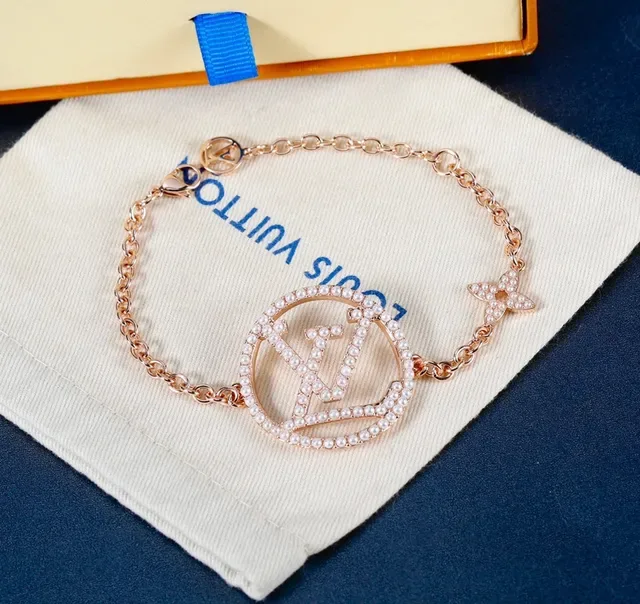 Louis Vuitton LV Circle Gold Silver Chain-Link Pavé-Set Bracelet 8