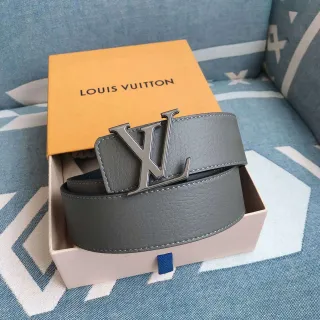 Louis Vuitton LV Initiales Gray Pebbled Leather Belt