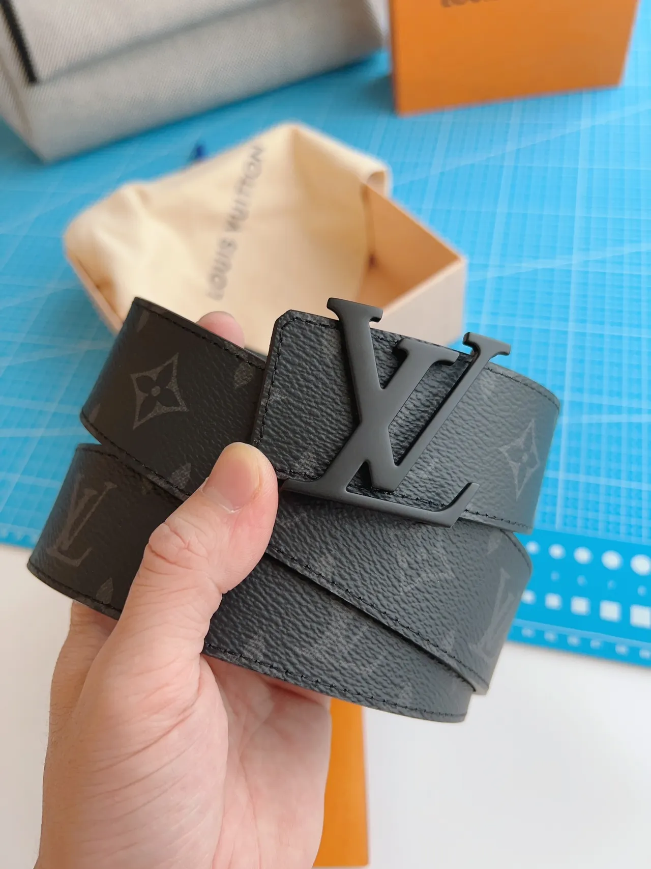 Louis Vuitton LV Initiales Monogram Leather Belt 3