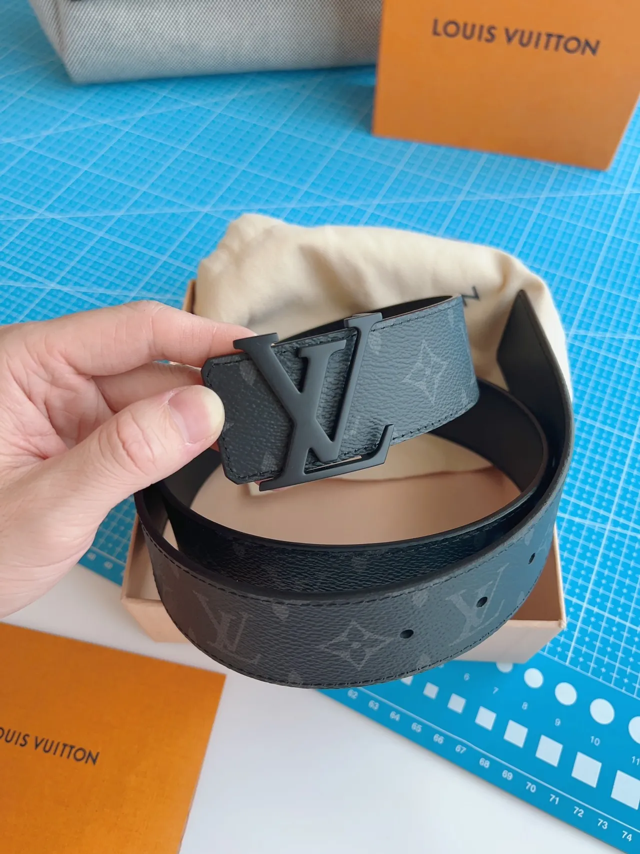 Louis Vuitton LV Initiales Monogram Leather Belt 8