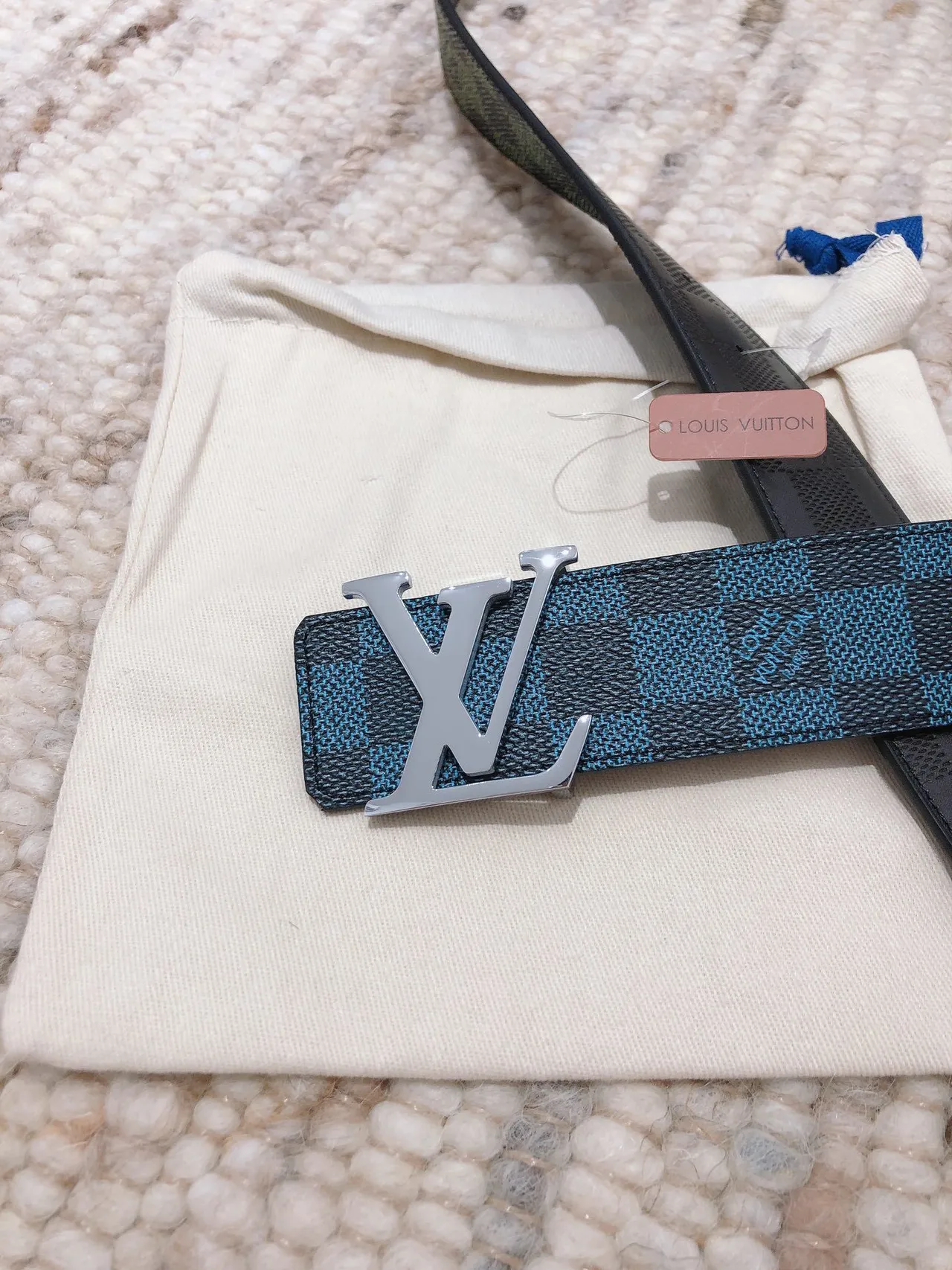 Louis Vuitton LV Initiales Multicolor Silver Reversible Woven Damier Canvas Polished Buckle Leather Belt 8