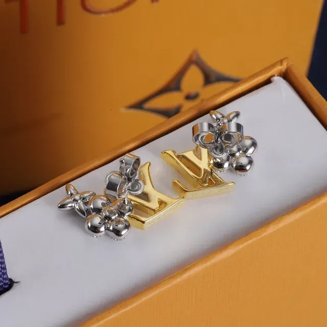 Louis Vuitton LV Monogram Crystal Floral Stud Earrings 5