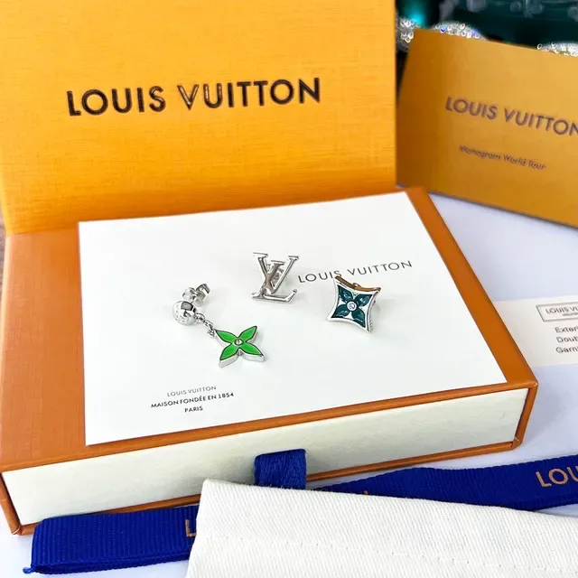 لويس فتون LV Sunrise أقراط فضي أخضر غير متماثلة قطرة إناميل كواتروفويل 3