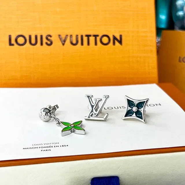 لويس فتون LV Sunrise أقراط فضي أخضر غير متماثلة قطرة إناميل كواتروفويل 4