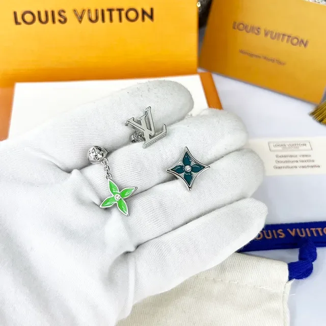 لويس فتون LV Sunrise أقراط فضي أخضر غير متماثلة قطرة إناميل كواتروفويل 9