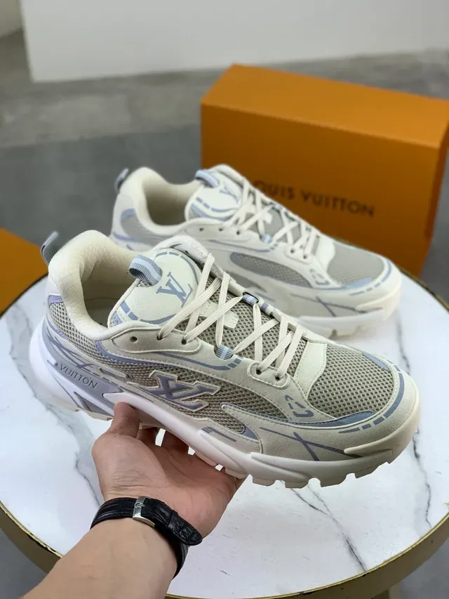 लুইस ভিটন LV Trainer বেইজ গ্রে মোটা সোল জাল এবং সিন্থেটিক ওভারলে লাইফস্টাইল স্নিকার 4