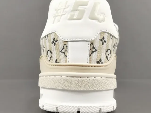 Louis Vuitton LV Trainer Bege Branco Monogram Canvas Upper Sola Chunky Multicamadas Lifestyle Sneakers 6