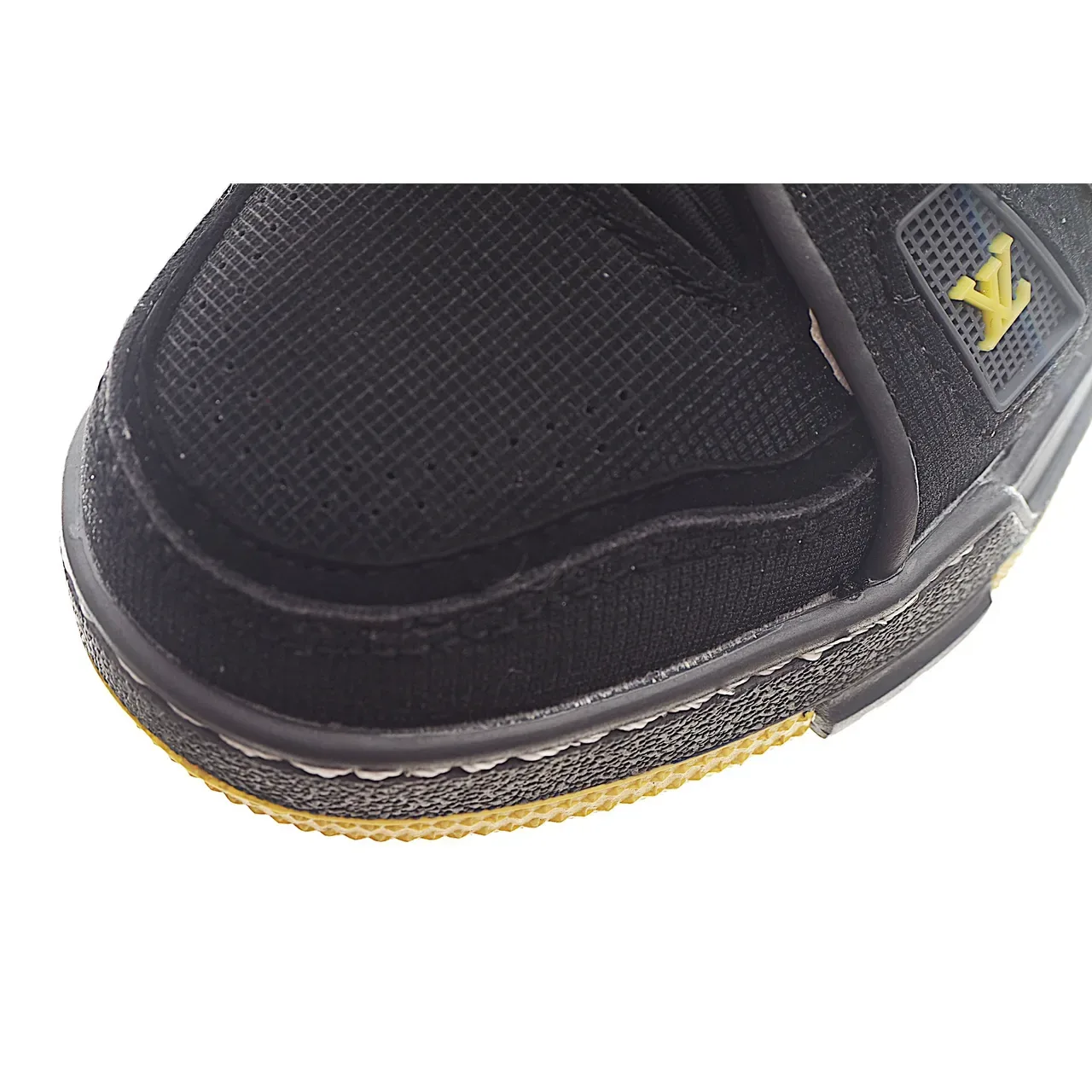 Louis Vuitton LV Trainer Noir Blanc tige en Mesh-Suede superposée plaque Monogram bride sneakers lifestyle 16
