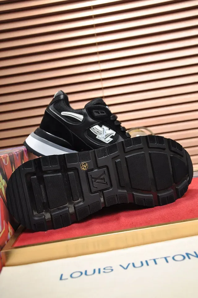 Louis Vuitton LV Trainer Black White Multi-Material Upper Monogrammed Side Logo Lifestyle Sneakers 4