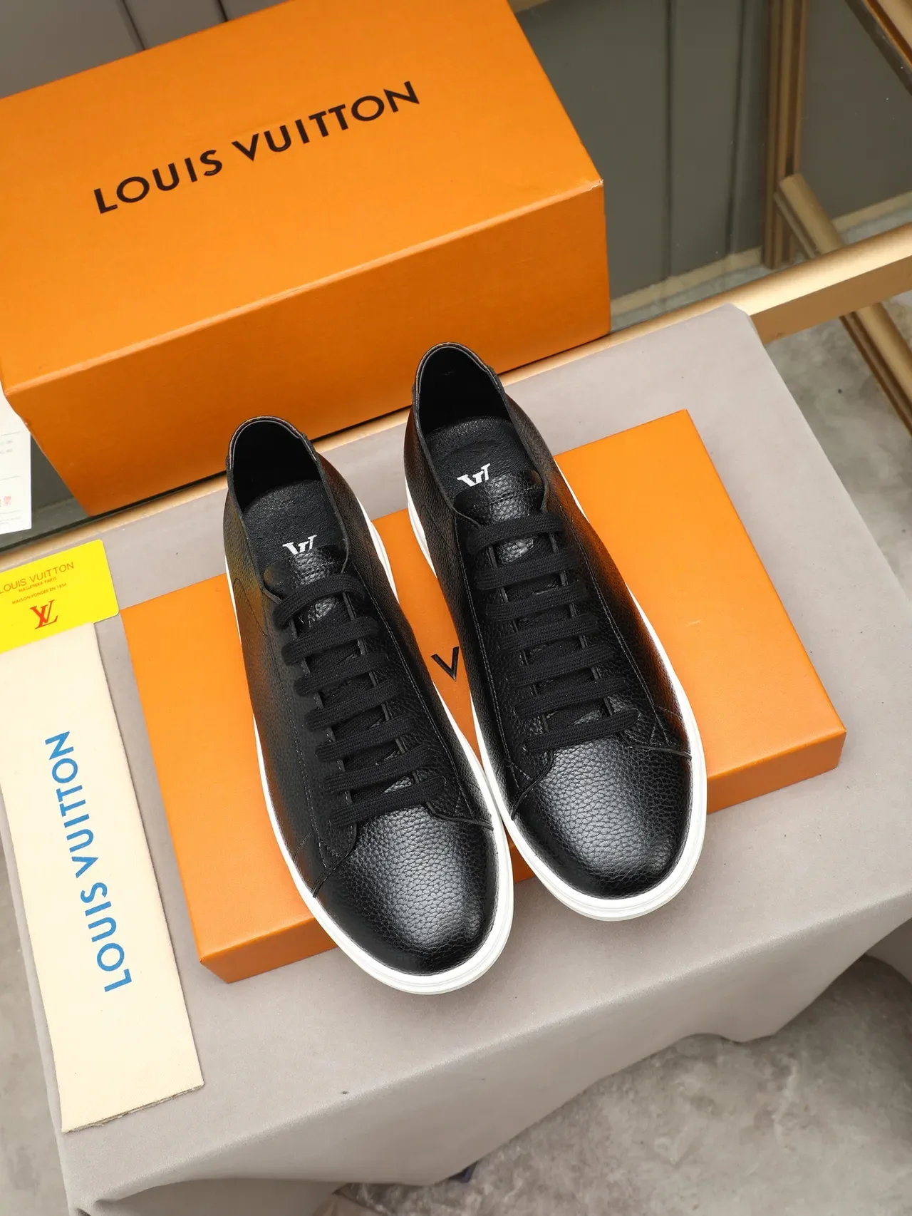 Louis Vuitton LV Trainer Black White Pebbled Leather Upper Embossed Monogram Sole Lifestyle Sneakers 2