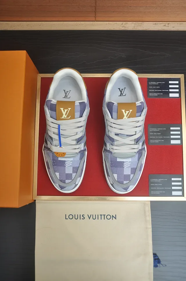 Louis Vuitton LV Trainer Morado Gris Lona Monogrammée Couche Supérieure Layered Géométrique Semelle Médiane Lifestyle Sneakers 5