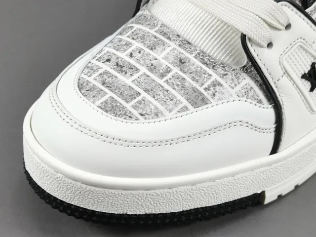 Louis Vuitton LV Trainer White Black Structured Layered Midsole Brick-Pattern Mesh Overlay Lifestyle Sneakers 9