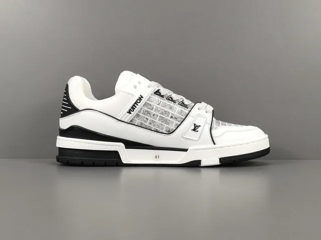 Louis Vuitton LV Trainer White Black Structured Layered Midsole Brick-Pattern Mesh Overlay Lifestyle Sneakers 18