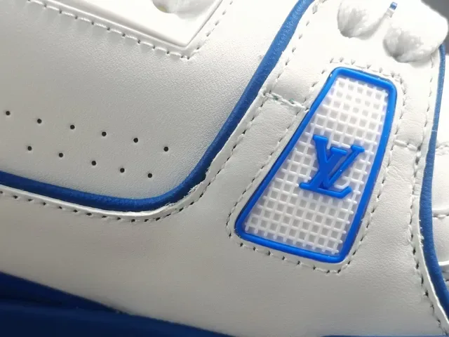 Louis Vuitton LV Trainer Sneakers Lifestyle Blanc et Bleu Low-Top Cuir 2