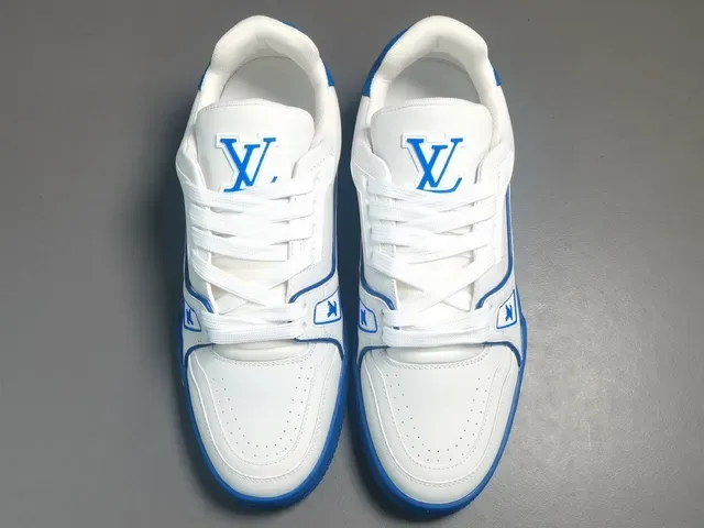 Louis Vuitton LV Trainer Sneakers Lifestyle Blanc et Bleu Low-Top Cuir 16