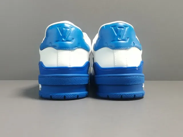Louis Vuitton LV Trainer Sneakers Lifestyle Blanc et Bleu Low-Top Cuir 18