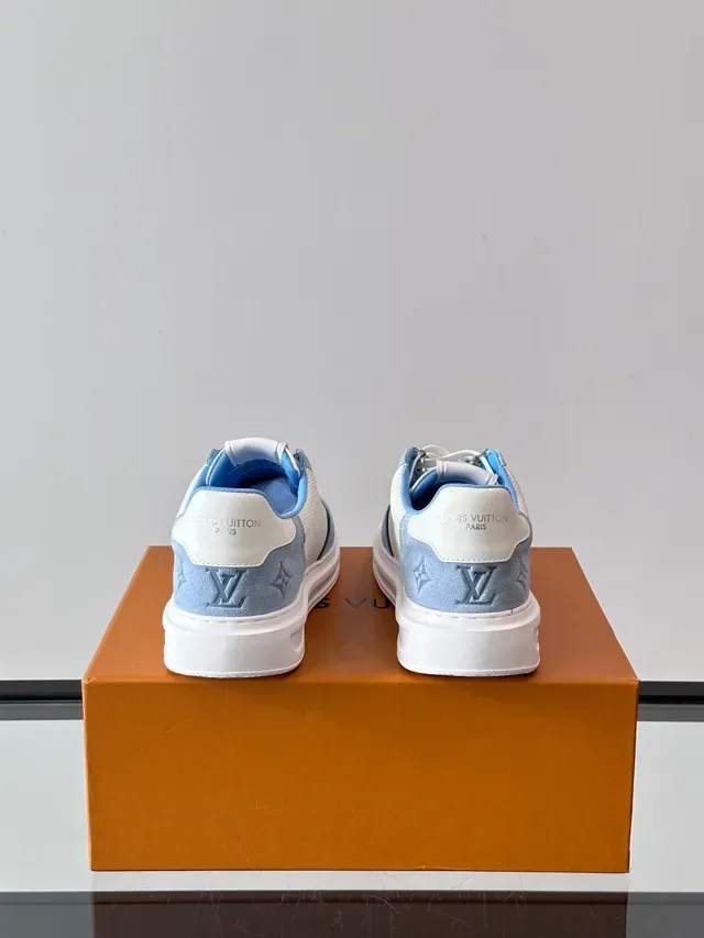 Louis Vuitton LV Trainer White Blue Perforated Mesh Upper Suede Overlays Lifestyle Sneakers 3