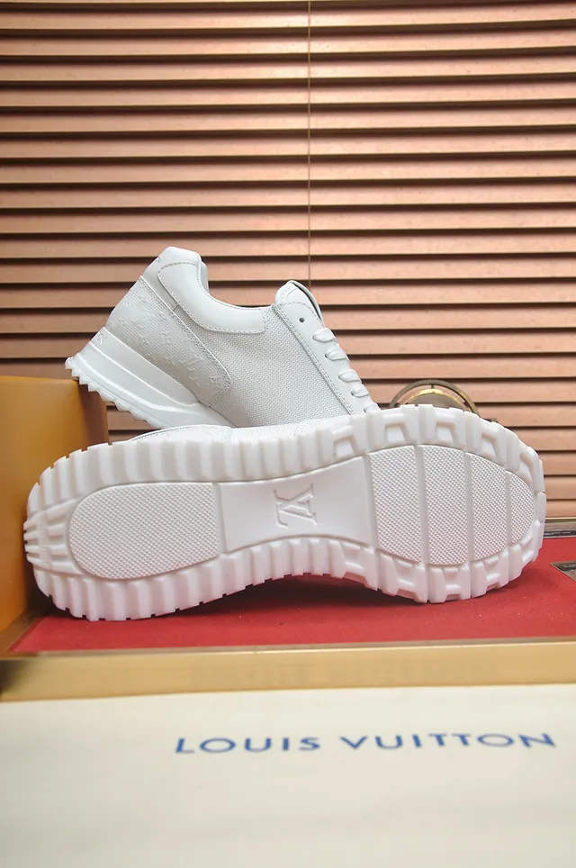 Louis Vuitton LV Trainer White Monogrammed Textile Upper Padded Collar Lifestyle Sneakers 3