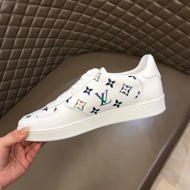 Louis Vuitton LV Trainer Tênis Lifestyle Branco Multicolor Baixo Top Monograma-Impresso 2