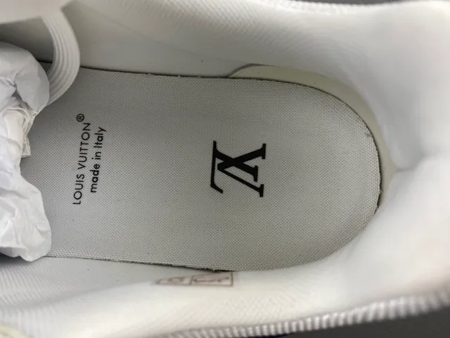 Louis Vuitton LV Trainer White Navy Layered Leather And Patent Construction Monogram Embossing Lifestyle Sneakers 7