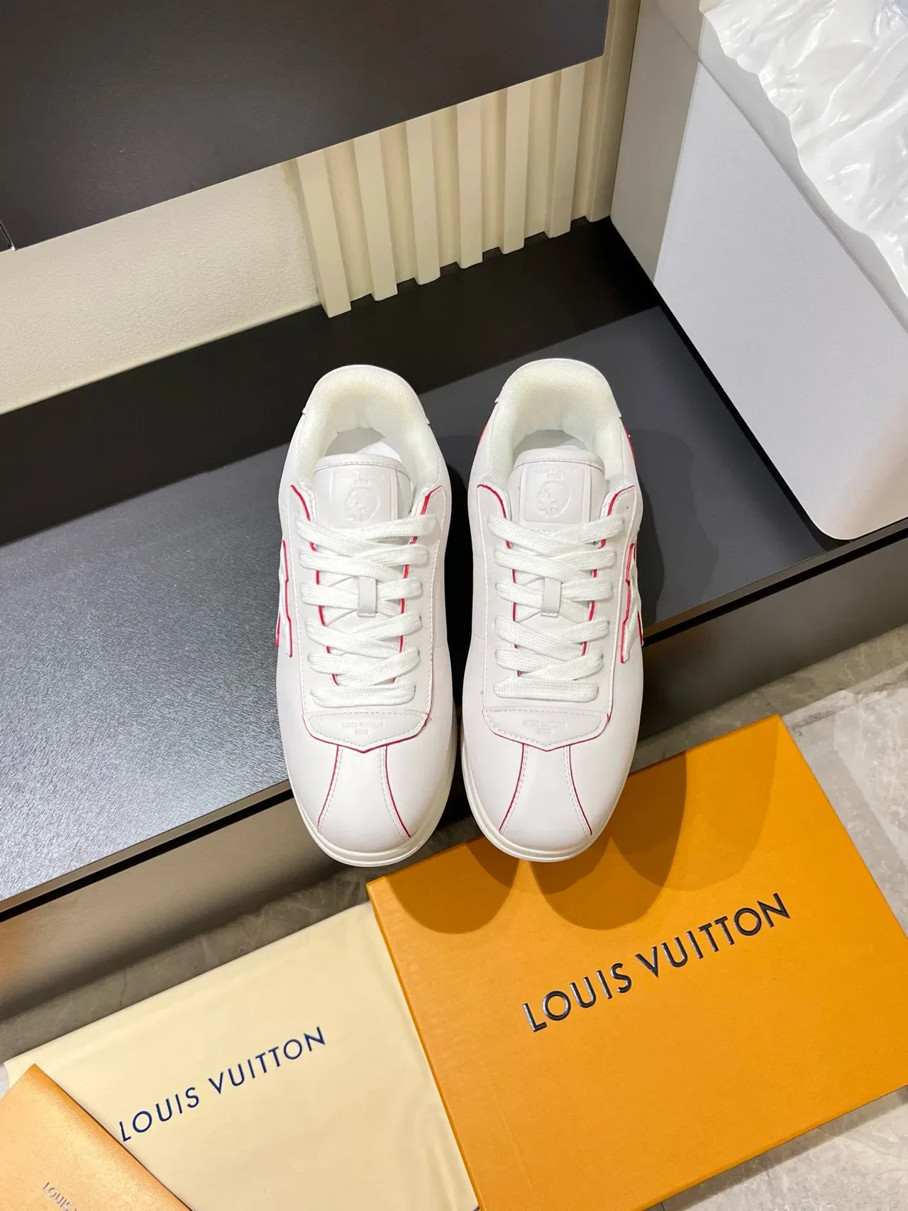 Louis Vuitton LV Trainer White Red Leather Upper Contrast Piping Lifestyle Sneakers 2