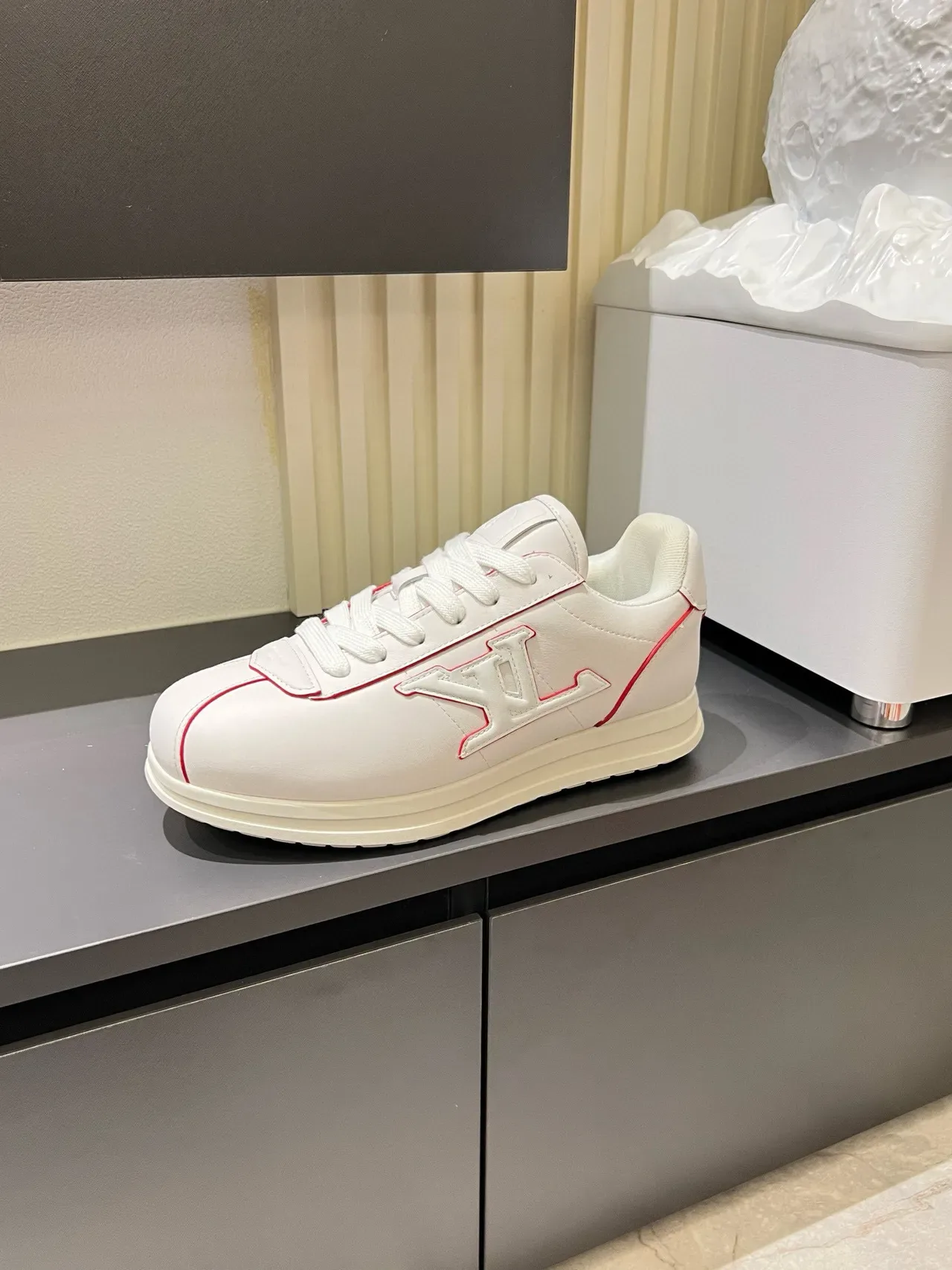 Louis Vuitton LV Trainer White Red Leather Upper Contrast Piping Lifestyle Sneakers 4