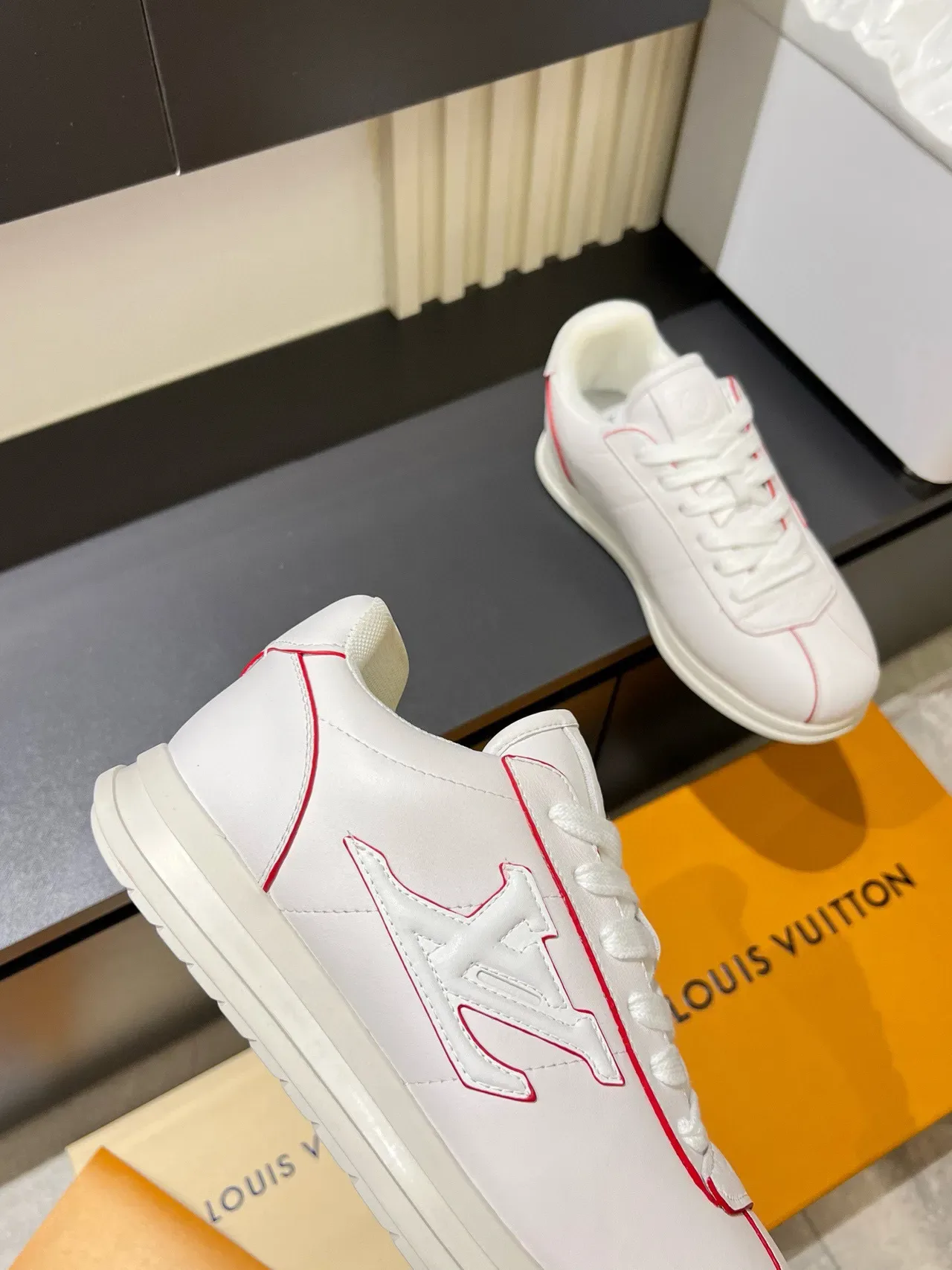 Louis Vuitton LV Trainer White Red Leather Upper Contrast Piping Lifestyle Sneakers 7