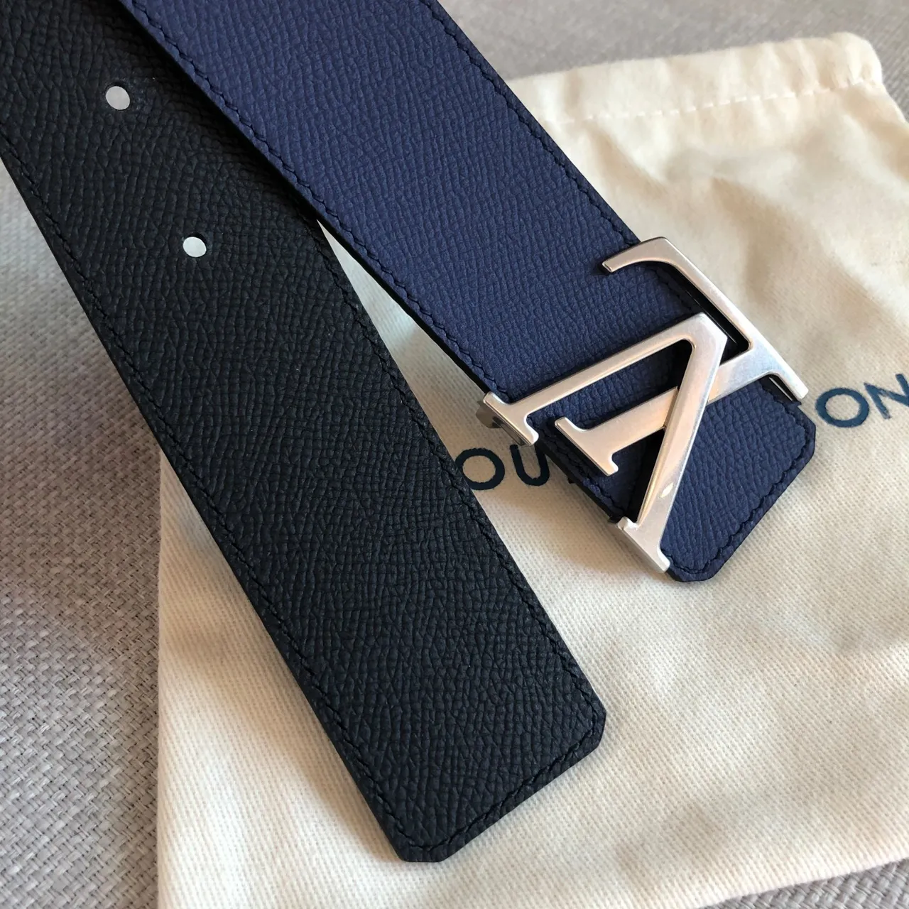 Louis Vuitton LV Twist Belt Black and Navy Epi Leather Belt 2