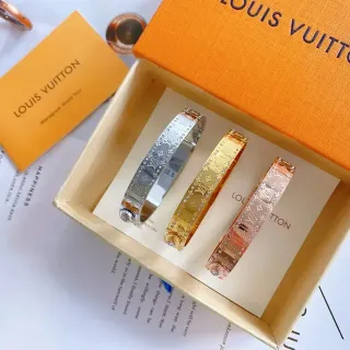 Louis Vuitton Monogram سوار ذهبي فضي مرصع بالكريستال