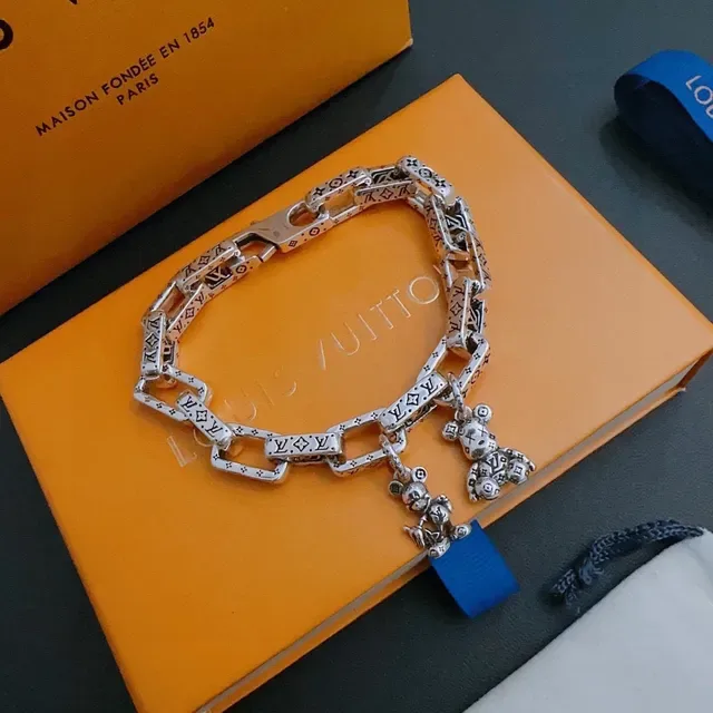 Louis Vuitton Monogram Chain Silver Blue Chunky Link Engraved Bracelet 8
