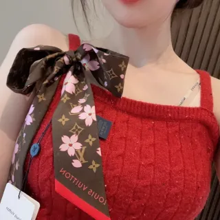 Louis Vuitton 印花樱花丝巾