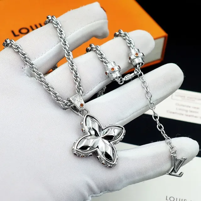Louis Vuitton Monogram Flower Silver Gold Four-Petal Floral Pendant Rope Chain Necklace 10