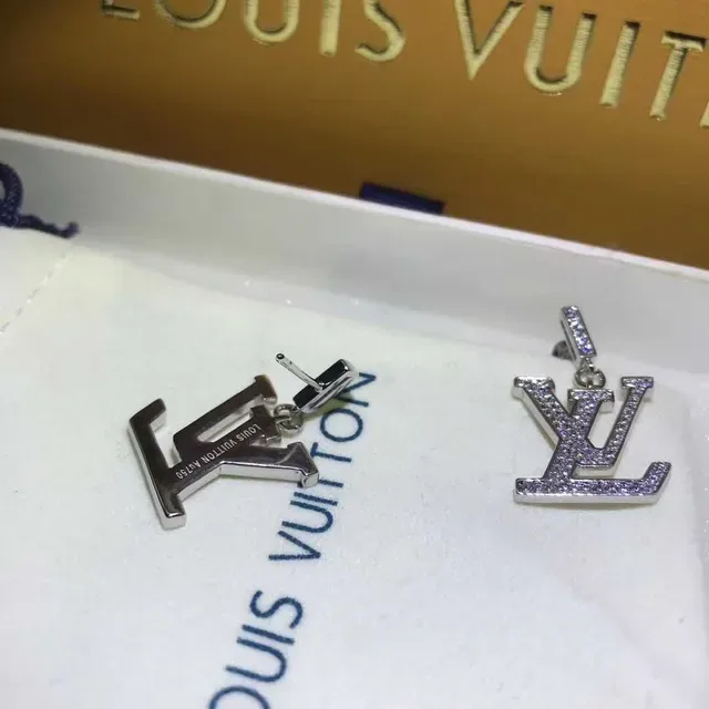 Louis Vuitton Monogram Pavé Crystal Drop Earrings 2