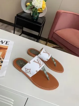 Louis Vuitton Monogram Thong Sandal Blanc Brun Sandales Casual 9