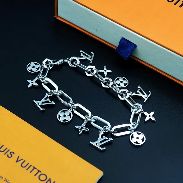 Louis Vuitton Monogram World Tour Silver Chunky Link Chain Dangling Charms Bracelet 7
