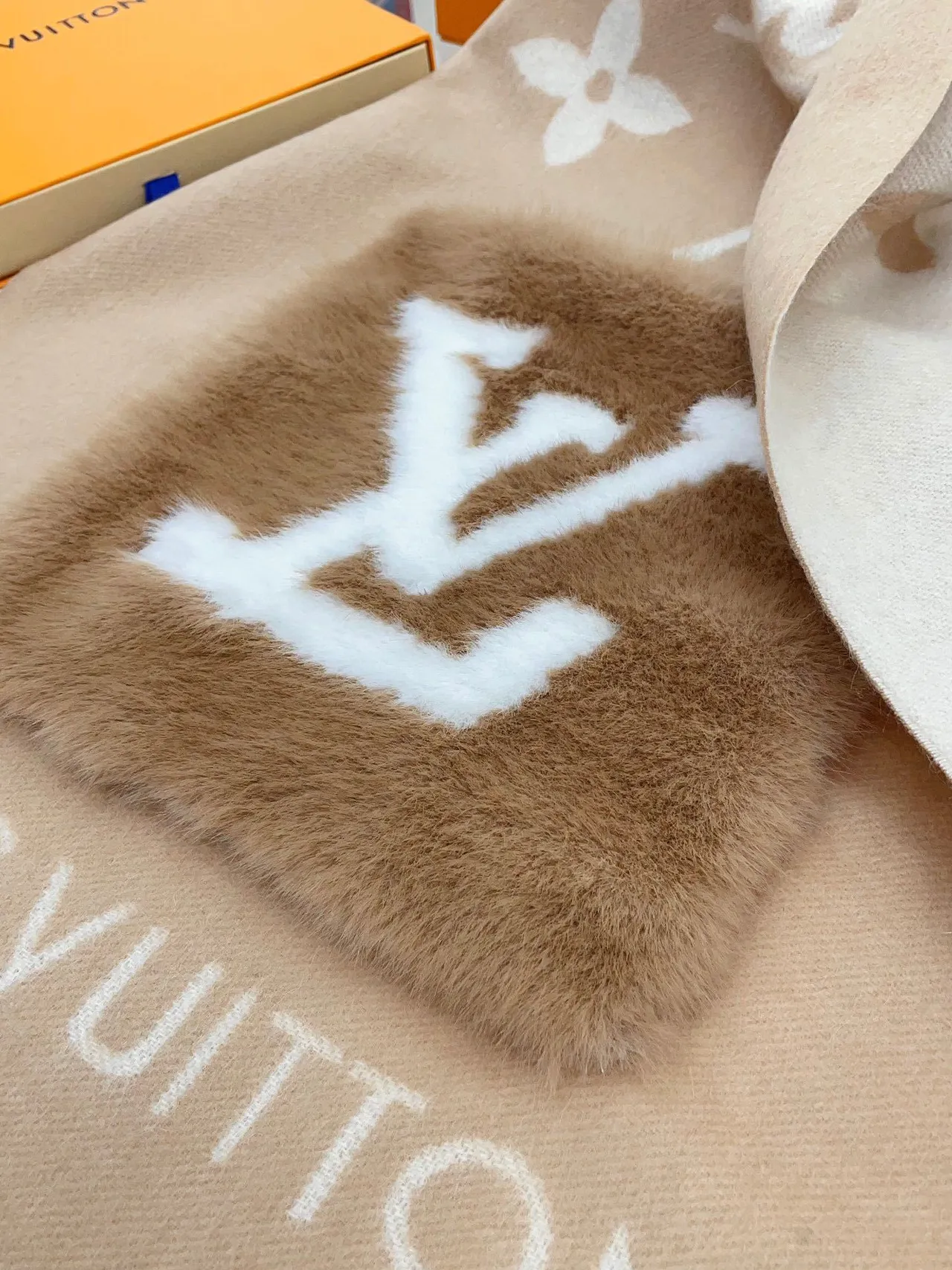 Louis Vuitton Monogram Woven Cashmere Scarf 9