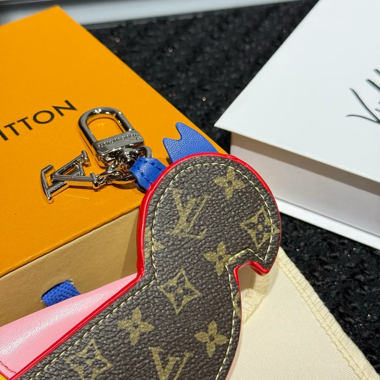 Louis Vuitton Parrot Charm Pink Multicolor Leather Handbag 2