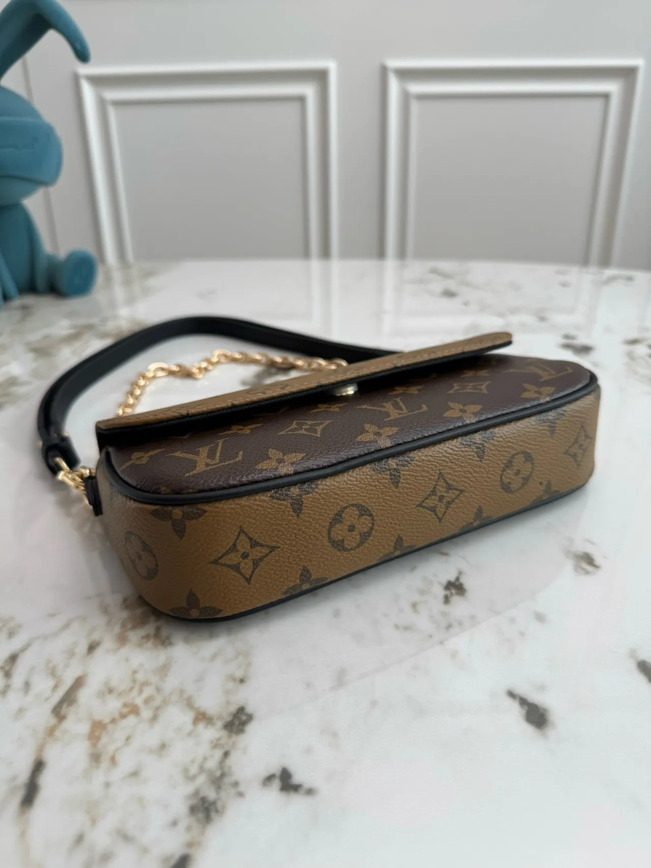 Louis Vuitton Pochette Metis Marron Beige Deux Tons Monogramme Toile Fermeture à rabat supérieur Sac messager 6