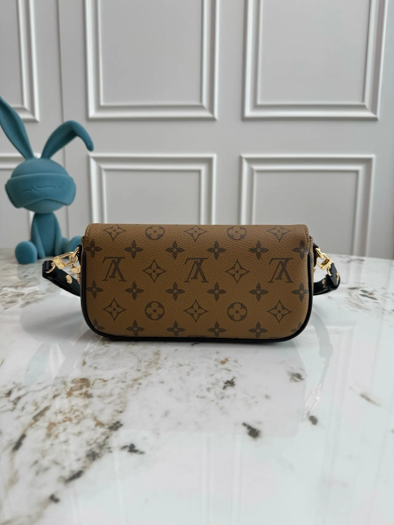 Louis Vuitton Pochette Metis Marron Beige Deux Tons Monogramme Toile Fermeture à rabat supérieur Sac messager 7