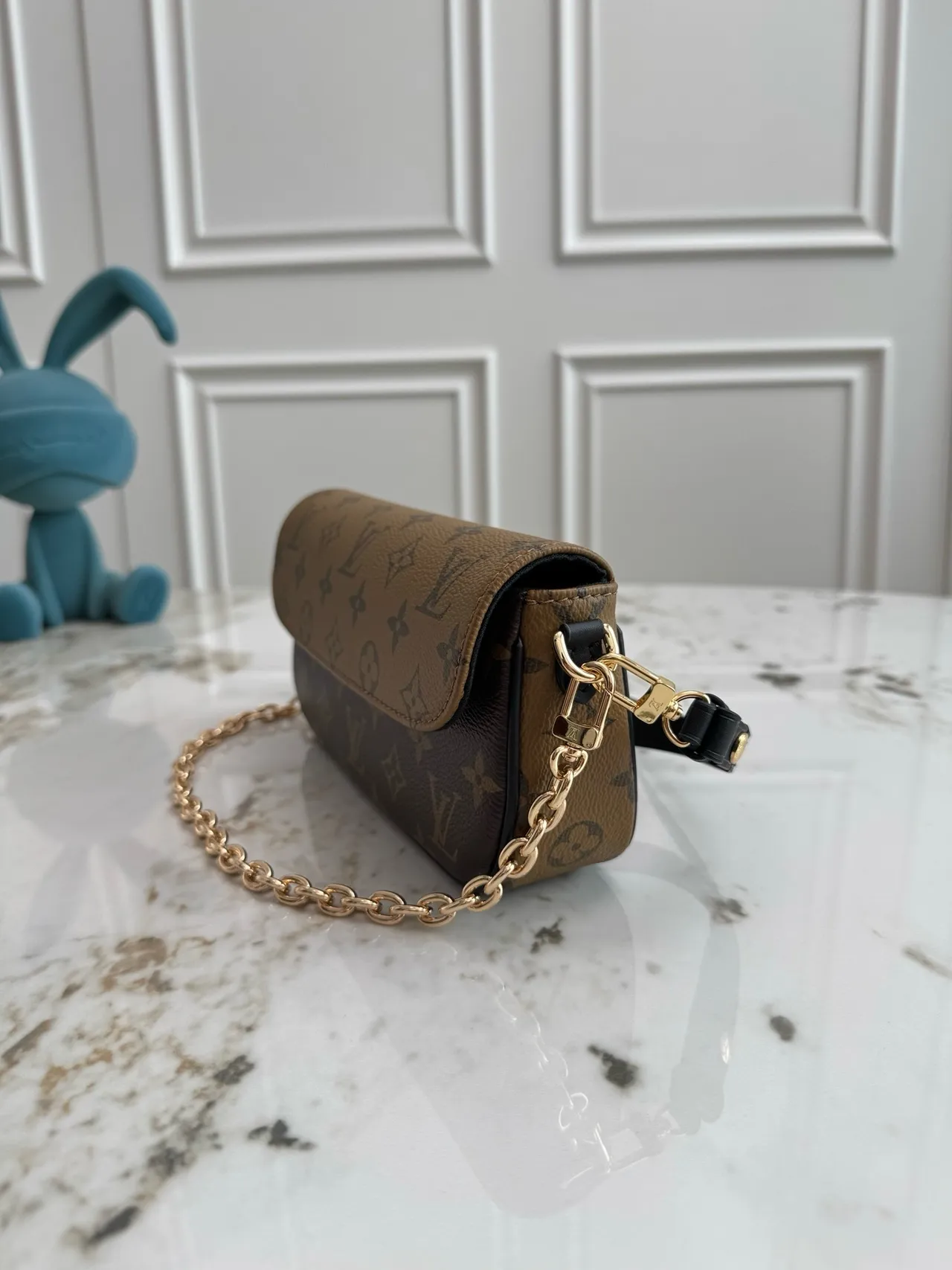 Louis Vuitton Pochette Metis Marron Beige Deux Tons Monogramme Toile Fermeture à rabat supérieur Sac messager 8