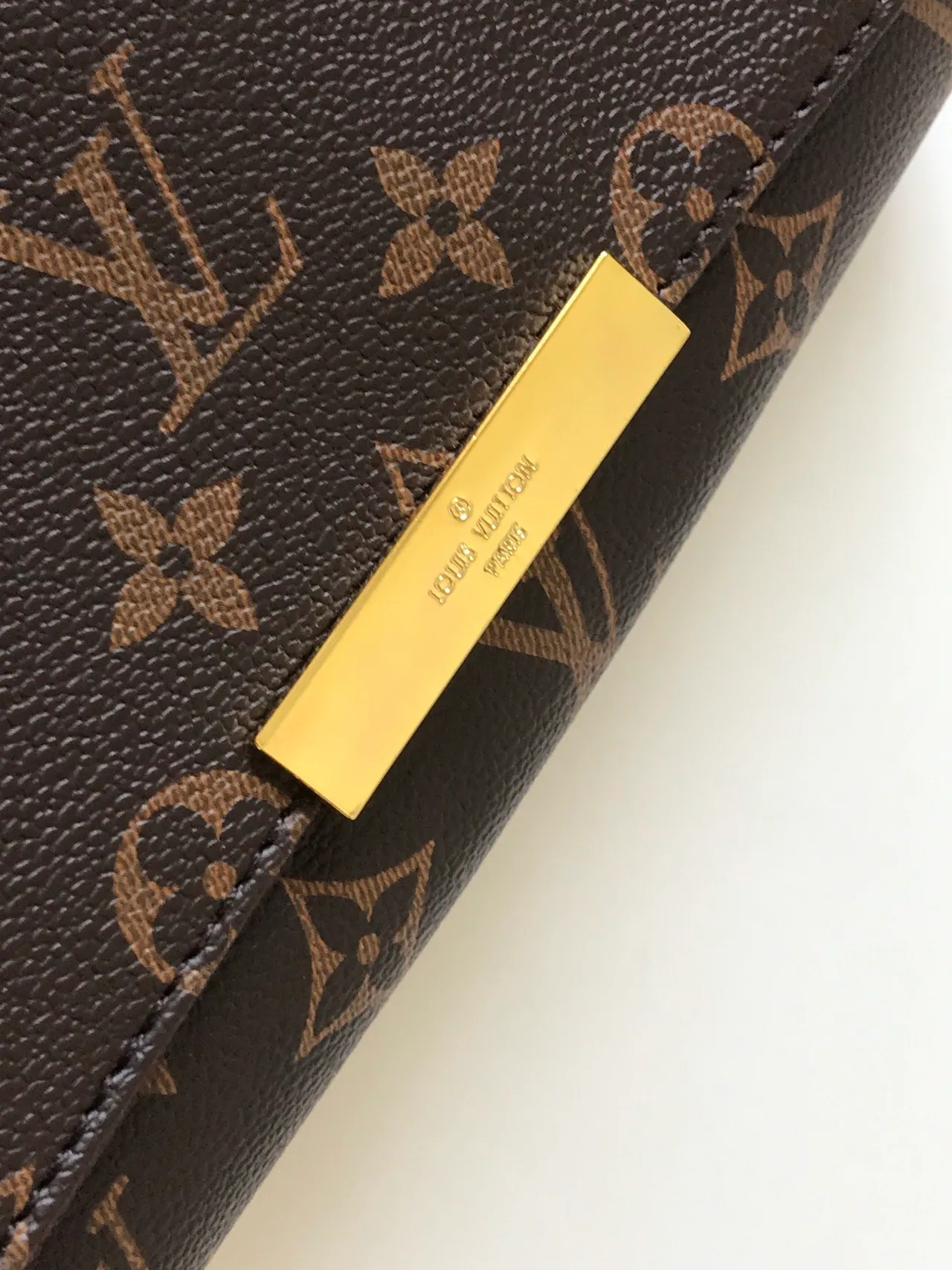 Louis Vuitton Pochette Metis Marron Doré Monogram Toile Enduite Turn-Lock Chaîne Sac 2