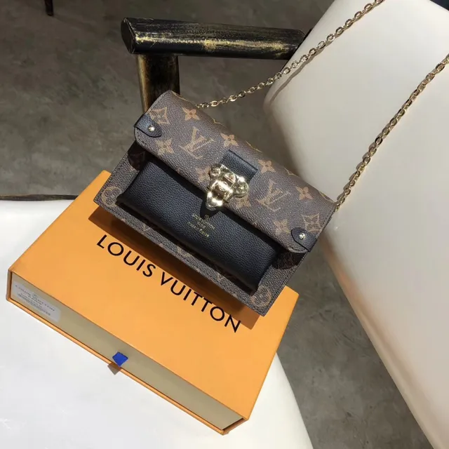 Louis Vuitton Pochette Metis Marron Rouge Monogramme Toile Cuir Contraste Chaîne Sac 3