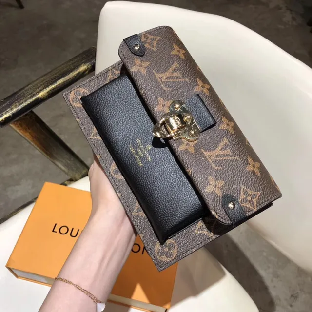 Louis Vuitton Pochette Metis Marron Rouge Monogramme Toile Cuir Contraste Chaîne Sac 9