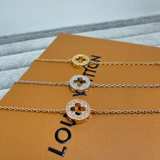 Louis Vuitton Quatrefoil Pavé Crystal Chain Necklaces